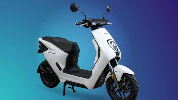 What Kind Of Gas Does A Moped Take: A Comprehensive Guide