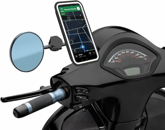 Essential Scooter Accessories: Smartphone Holder Guide